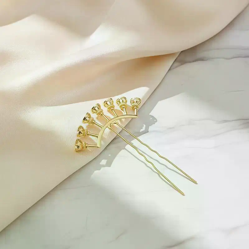 Outdoor Furniture Decor - Handmade Gypsophila Floral Fan Hairpin: Delicate